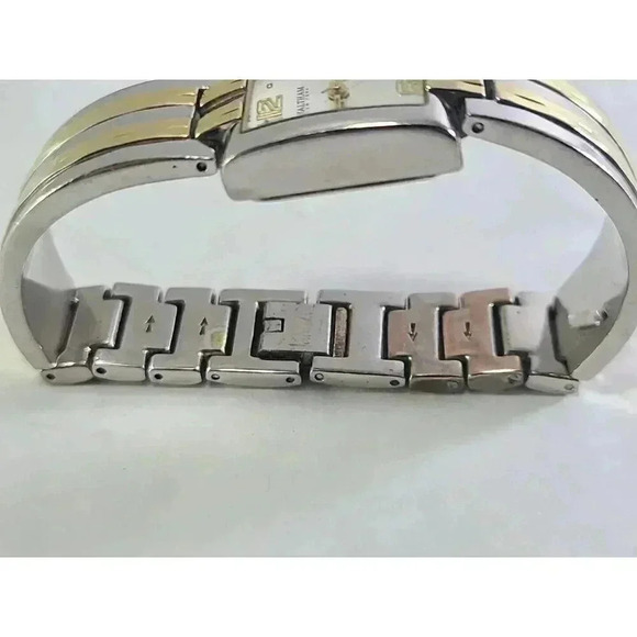 Womens Waltham Petit Classics Gold Silver Tone Ladies Watch Cuff Bangle Bracelet - Picture 10 of 10